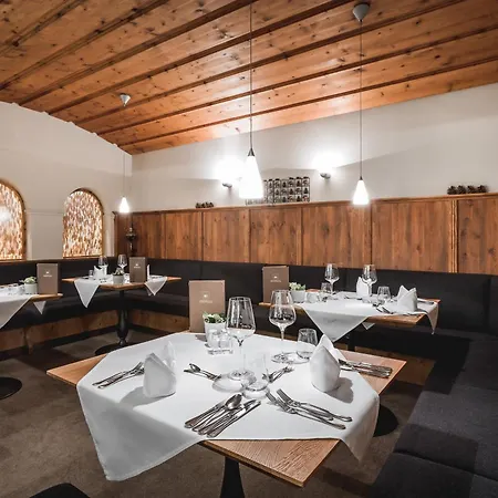Post Seefeld - Wellnesshotel Tirol-2